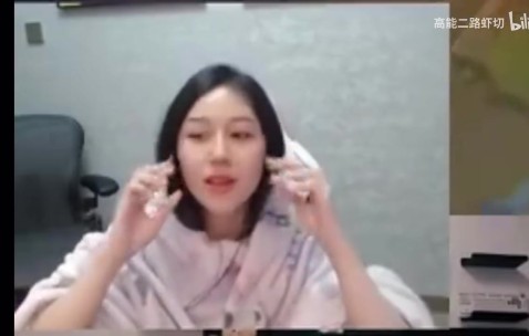 png电子suki：不喜欢肌肉男 但张硕在我旁边跳钢管舞 我确实也是想摸一下