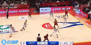 png电子平台手感开得很早！原帅接连两记三分为球队打出不错开局！