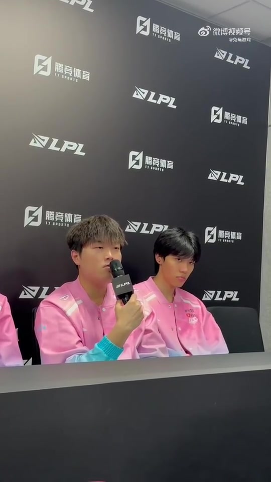 png电子平台Bin：禁止换线挺好的 我就觉得没有人喜欢看有换线的比赛