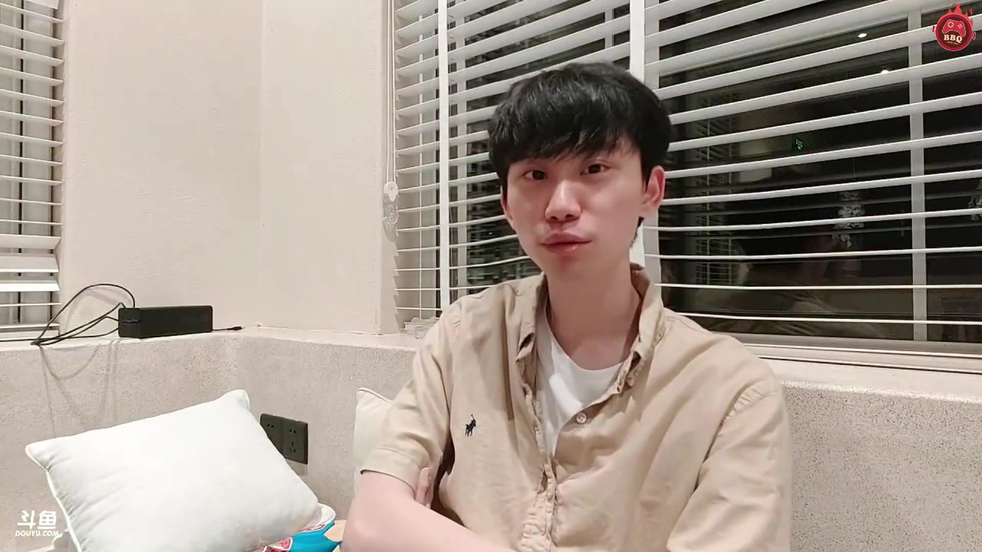 png电子平台Doinb：看第三赛段打完能走到哪 之后就不碰LOL比赛了！